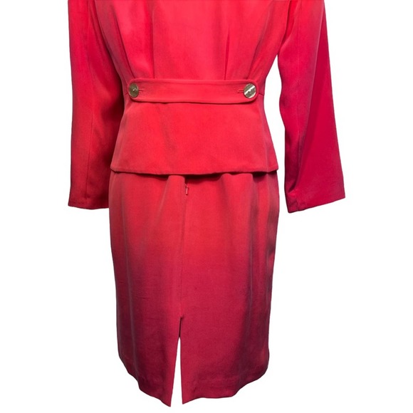 Red Silk Suit Morgan Taylor 8 - Picture 7 of 14